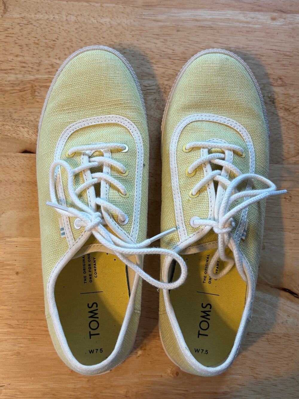 Sunshine Yellow TOMS Carmel Low Top Sneakers  7.5